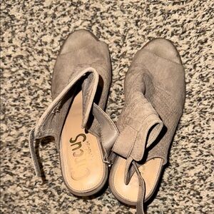 Circus by Sam Edelman Gray Peep Toe Mules